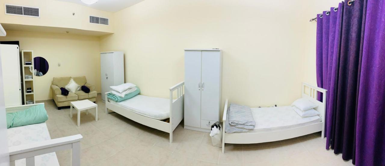 Nash Guest House Females Only Dubaj Exteriér fotografie